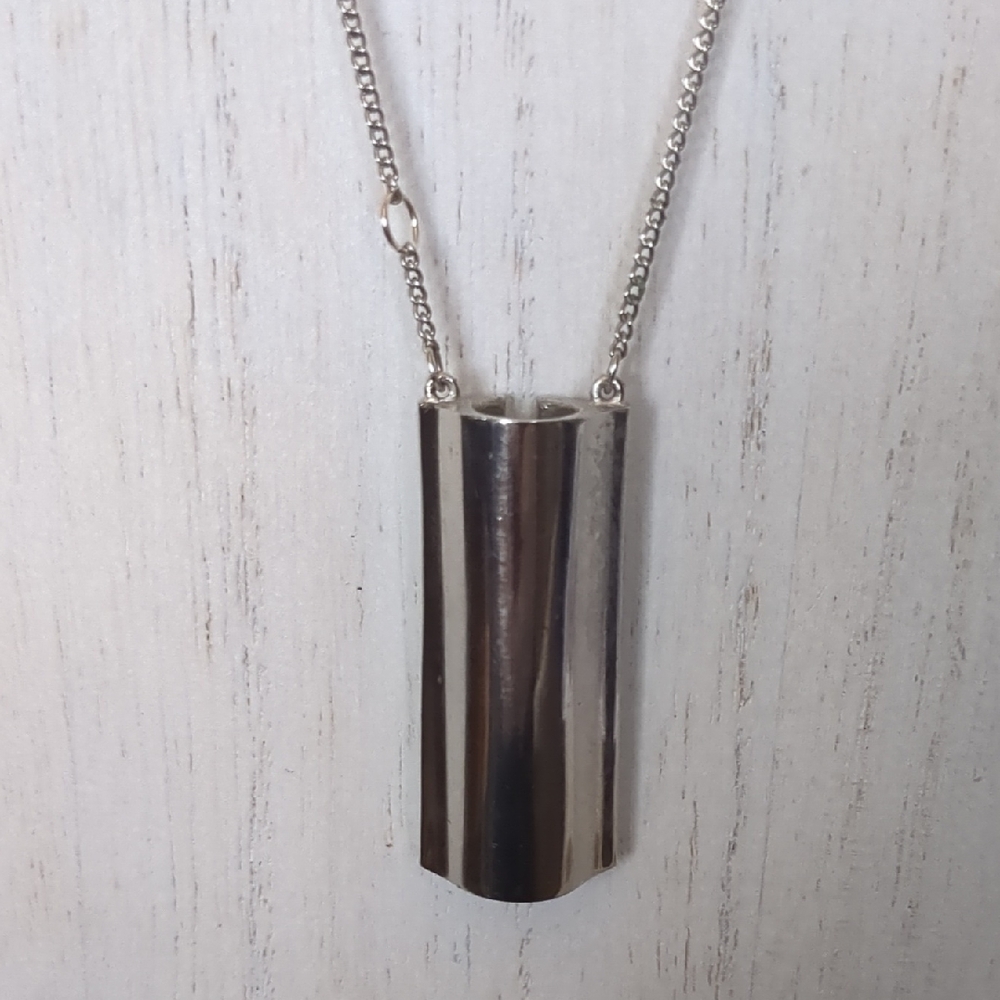 ^Ariane '77 for Avon Silver Perfume Holder Necklace